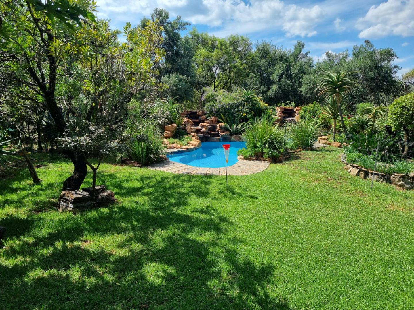 7 Bedroom Farm for Sale - Gauteng