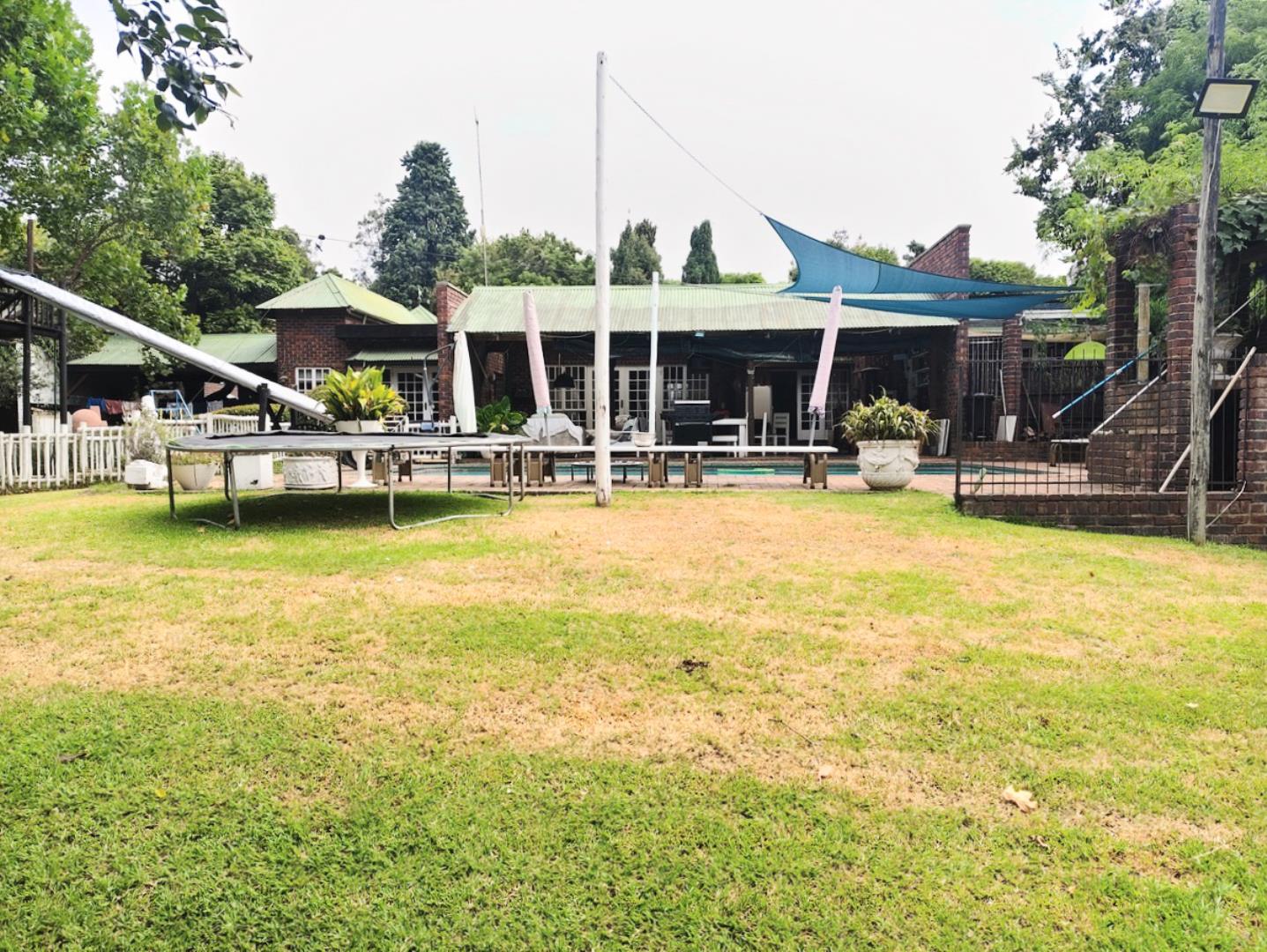 4 Bedroom Farm for Sale - Gauteng